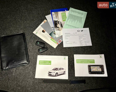 Чорний Шкода Октавія, об'ємом двигуна 1.98 л та пробігом 184 тис. км за 10700 $, фото 56 на Automoto.ua