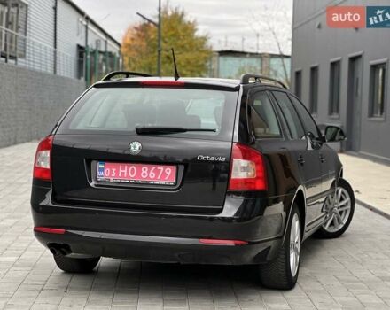 Черный Шкода Октавия, объемом двигателя 1.8 л и пробегом 195 тыс. км за 9750 $, фото 5 на Automoto.ua