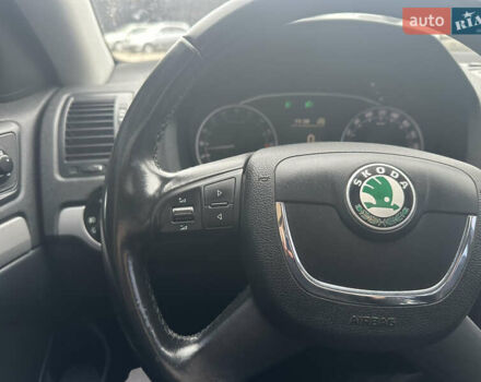 Черный Шкода Октавия, объемом двигателя 1.6 л и пробегом 227 тыс. км за 8700 $, фото 34 на Automoto.ua