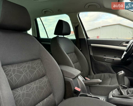 Шкода Октавия 2012 в Луцке на Automoto.ua Черный Шкода Октавия, объемом двигателя 1.6 л и пробегом 182 тыс. км за 9799 $, фото 22 на Automoto.ua