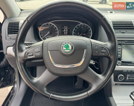 Черный Шкода Октавия, объемом двигателя 2 л и пробегом 229 тыс. км за 10200 $, фото 34 на Automoto.ua