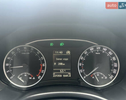 Черный Шкода Октавия, объемом двигателя 1.6 л и пробегом 227 тыс. км за 8700 $, фото 42 на Automoto.ua