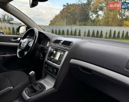 Шкода Октавия 2012 в Луцке на Automoto.ua Черный Шкода Октавия, объемом двигателя 1.6 л и пробегом 182 тыс. км за 9799 $, фото 20 на Automoto.ua