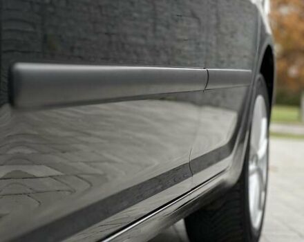 Черный Шкода Октавия, объемом двигателя 1.8 л и пробегом 195 тыс. км за 9750 $, фото 3 на Automoto.ua