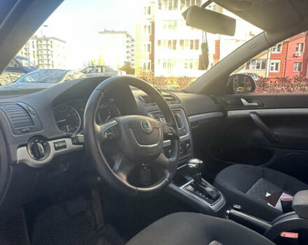 Шкода Октавия 2012 в Киеве на Automoto.ua Черный Шкода Октавия, объемом двигателя 1.6 л и пробегом 283 тыс. км за 8990 $, фото 11 на Automoto.ua