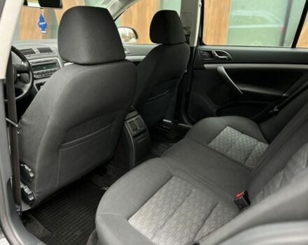 Черный Шкода Октавия, объемом двигателя 1.8 л и пробегом 195 тыс. км за 9750 $, фото 7 на Automoto.ua