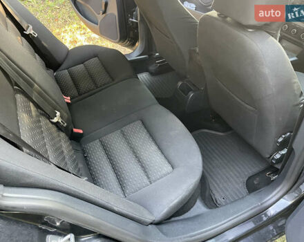 Черный Шкода Октавия, объемом двигателя 1.6 л и пробегом 251 тыс. км за 8200 $, фото 18 на Automoto.ua