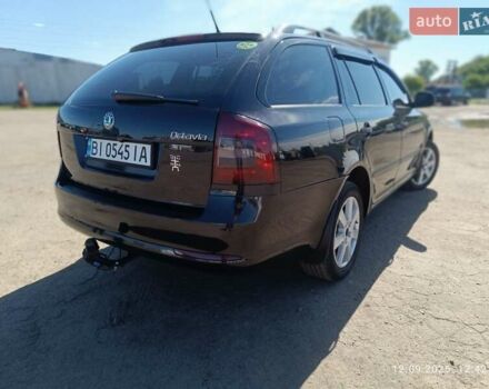 Черный Шкода Октавия, объемом двигателя 1.6 л и пробегом 225 тыс. км за 6800 $, фото 3 на Automoto.ua