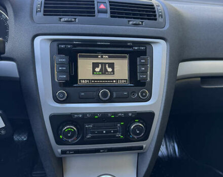 Шкода Октавия 2012 в Ровно на Automoto.ua Черный Шкода Октавия, объемом двигателя 1.6 л и пробегом 181 тыс. км за 9750 $, фото 33 на Automoto.ua