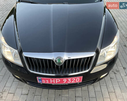 Чорний Шкода Октавія, об'ємом двигуна 2 л та пробігом 228 тис. км за 10799 $, фото 39 на Automoto.ua