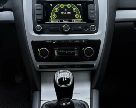 Чорний Шкода Октавія, об'ємом двигуна 1.6 л та пробігом 270 тис. км за 9000 $, фото 5 на Automoto.ua