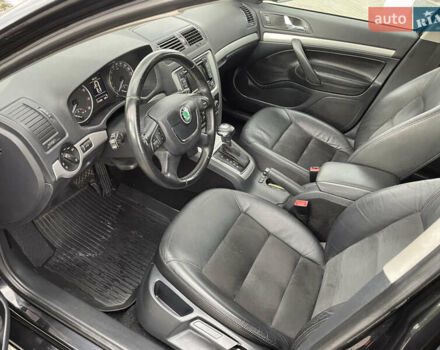 Черный Шкода Октавия, объемом двигателя 1.39 л и пробегом 212 тыс. км за 7777 $, фото 16 на Automoto.ua