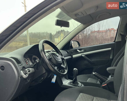 Черный Шкода Октавия, объемом двигателя 2 л и пробегом 234 тыс. км за 8899 $, фото 39 на Automoto.ua
