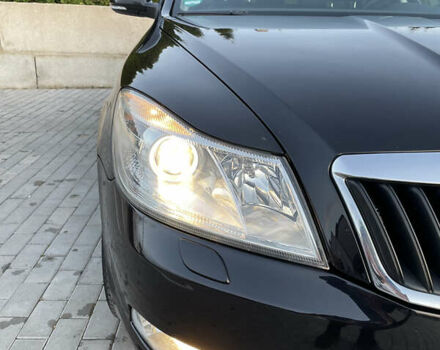 Чорний Шкода Октавія, об'ємом двигуна 2 л та пробігом 228 тис. км за 10799 $, фото 37 на Automoto.ua