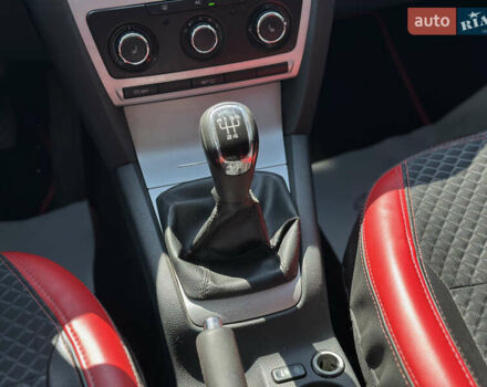 Черный Шкода Октавия, объемом двигателя 1.6 л и пробегом 324 тыс. км за 7999 $, фото 38 на Automoto.ua