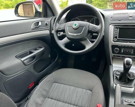 Шкода Октавия 2012 в Тернополе на Automoto.ua Черный Шкода Октавия, объемом двигателя 0 л и пробегом 260 тыс. км за 7600 $, фото 34 на Automoto.ua