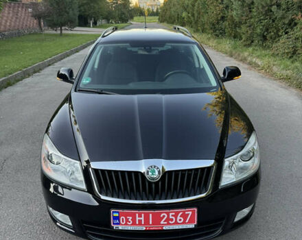 Шкода Октавия 2012 в Ровно на Automoto.ua Черный Шкода Октавия, объемом двигателя 1.6 л и пробегом 181 тыс. км за 9750 $, фото 3 на Automoto.ua