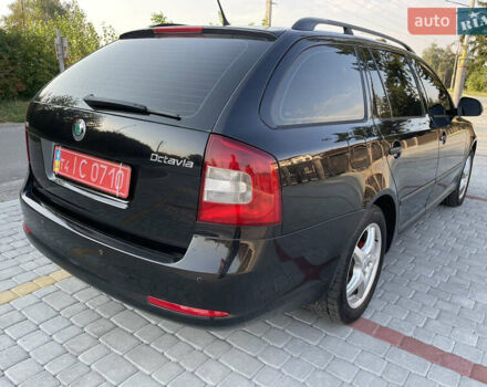 Черный Шкода Октавия, объемом двигателя 1.6 л и пробегом 251 тыс. км за 8200 $, фото 8 на Automoto.ua