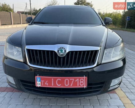 Черный Шкода Октавия, объемом двигателя 1.6 л и пробегом 251 тыс. км за 8200 $, фото 3 на Automoto.ua