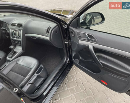 Черный Шкода Октавия, объемом двигателя 1.39 л и пробегом 212 тыс. км за 7770 $, фото 19 на Automoto.ua