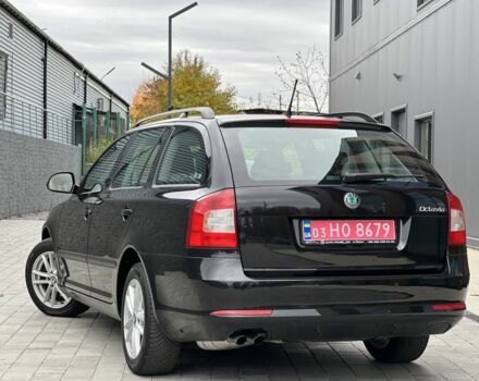 Черный Шкода Октавия, объемом двигателя 1.8 л и пробегом 195 тыс. км за 9750 $, фото 1 на Automoto.ua