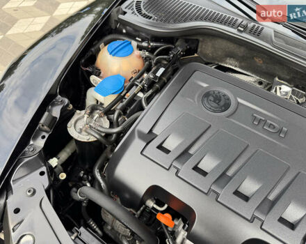 Черный Шкода Октавия, объемом двигателя 2 л и пробегом 229 тыс. км за 10200 $, фото 70 на Automoto.ua