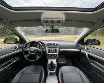 Черный Шкода Октавия, объемом двигателя 2 л и пробегом 288 тыс. км за 9699 $, фото 17 на Automoto.ua