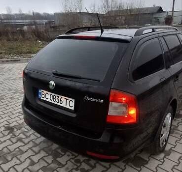 Черный Шкода Октавия, объемом двигателя 2 л и пробегом 294 тыс. км за 7800 $, фото 23 на Automoto.ua