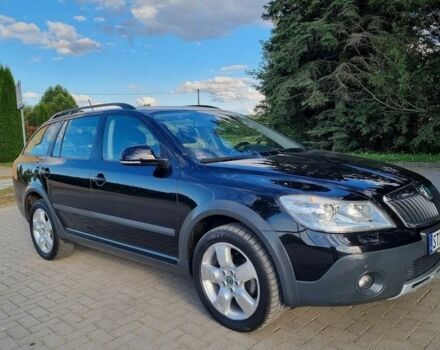 Чорний Шкода Октавія, об'ємом двигуна 2 л та пробігом 197 тис. км за 4200 $, фото 1 на Automoto.ua