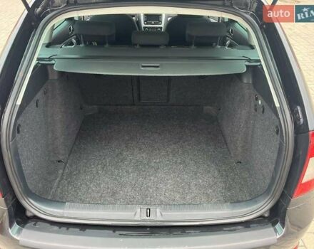 Черный Шкода Октавия, объемом двигателя 1.6 л и пробегом 260 тыс. км за 8200 $, фото 5 на Automoto.ua