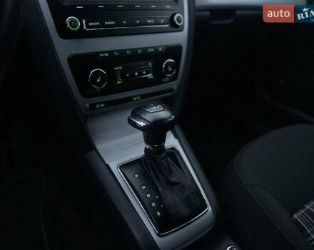 Чорний Шкода Октавія, об'ємом двигуна 1.99 л та пробігом 214 тис. км за 9500 $, фото 27 на Automoto.ua