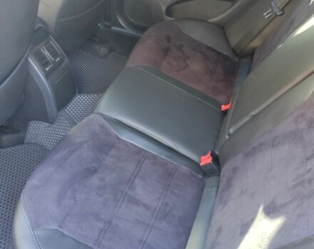 Чорний Шкода Октавія, об'ємом двигуна 1.6 л та пробігом 311 тис. км за 8500 $, фото 6 на Automoto.ua
