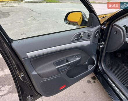 Черный Шкода Октавия, объемом двигателя 1.99 л и пробегом 259 тыс. км за 8299 $, фото 11 на Automoto.ua