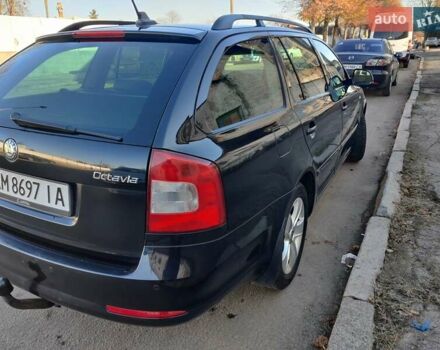 Черный Шкода Октавия, объемом двигателя 1.6 л и пробегом 208 тыс. км за 10700 $, фото 4 на Automoto.ua