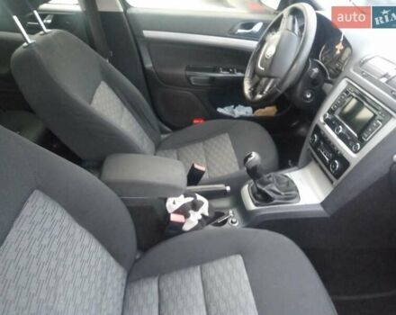 Чорний Шкода Октавія, об'ємом двигуна 1.99 л та пробігом 320 тис. км за 7900 $, фото 12 на Automoto.ua