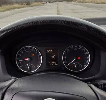 Черный Шкода Октавия, объемом двигателя 2 л и пробегом 294 тыс. км за 7800 $, фото 34 на Automoto.ua