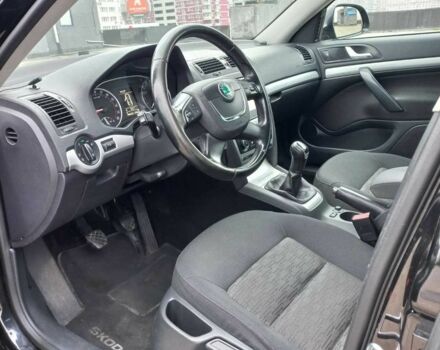 Черный Шкода Октавия, объемом двигателя 2 л и пробегом 340 тыс. км за 9100 $, фото 19 на Automoto.ua