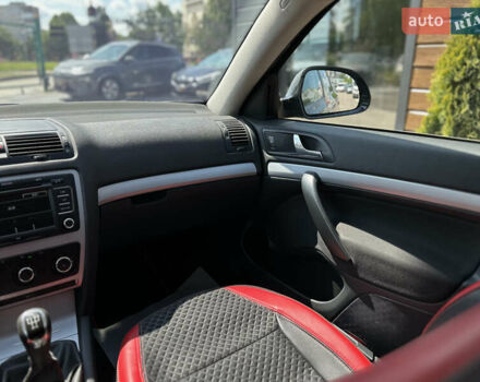 Черный Шкода Октавия, объемом двигателя 1.6 л и пробегом 324 тыс. км за 7999 $, фото 41 на Automoto.ua