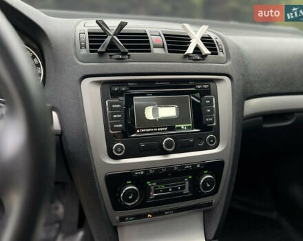 Черный Шкода Октавия, объемом двигателя 1.99 л и пробегом 282 тыс. км за 9950 $, фото 39 на Automoto.ua