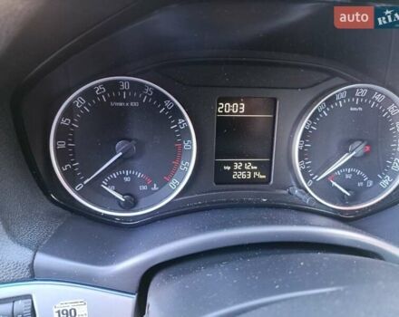 Черный Шкода Октавия, объемом двигателя 1.6 л и пробегом 226 тыс. км за 8200 $, фото 12 на Automoto.ua