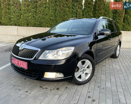 Чорний Шкода Октавія, об'ємом двигуна 2 л та пробігом 228 тис. км за 10799 $, фото 5 на Automoto.ua
