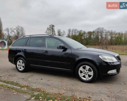 Черный Шкода Октавия, объемом двигателя 1.6 л и пробегом 228 тыс. км за 8600 $, фото 3 на Automoto.ua