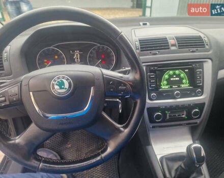 Черный Шкода Октавия, объемом двигателя 1.6 л и пробегом 282 тыс. км за 7199 $, фото 28 на Automoto.ua