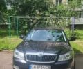 Черный Шкода Октавия, объемом двигателя 1.6 л и пробегом 266 тыс. км за 8000 $, фото 1 на Automoto.ua