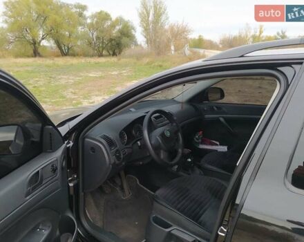 Черный Шкода Октавия, объемом двигателя 1.6 л и пробегом 245 тыс. км за 8800 $, фото 8 на Automoto.ua
