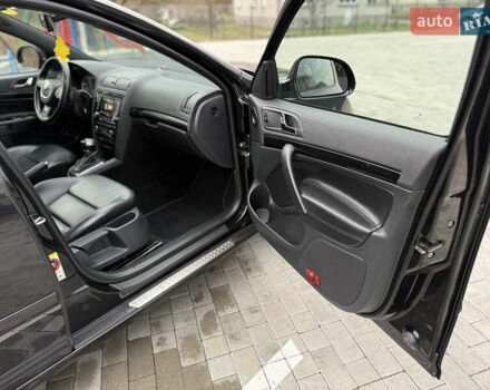 Черный Шкода Октавия, объемом двигателя 2 л и пробегом 193 тыс. км за 11000 $, фото 13 на Automoto.ua