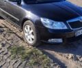 Черный Шкода Октавия, объемом двигателя 1.6 л и пробегом 130 тыс. км за 9000 $, фото 5 на Automoto.ua