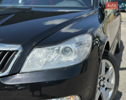 Черный Шкода Октавия, объемом двигателя 1.6 л и пробегом 324 тыс. км за 7999 $, фото 4 на Automoto.ua