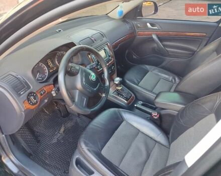 Черный Шкода Октавия, объемом двигателя 1.6 л и пробегом 288 тыс. км за 8300 $, фото 10 на Automoto.ua