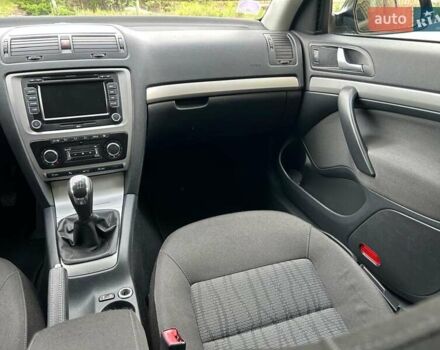 Шкода Октавия 2012 в Тернополе на Automoto.ua Черный Шкода Октавия, объемом двигателя 0 л и пробегом 260 тыс. км за 7600 $, фото 32 на Automoto.ua